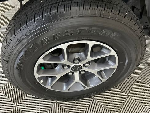 Used 2022 Jeep Gladiator Sport image 14