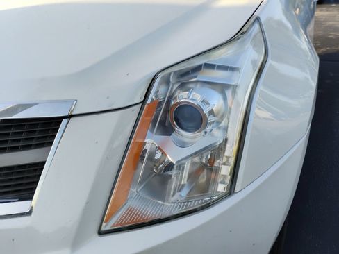 Used 2012 Cadillac SRX Luxury AWD/4WD image 12