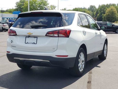 Used 2024 Chevrolet Equinox LT FWD image 3