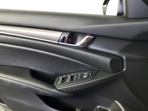 Certified 2022 Honda Accord LX image 29
