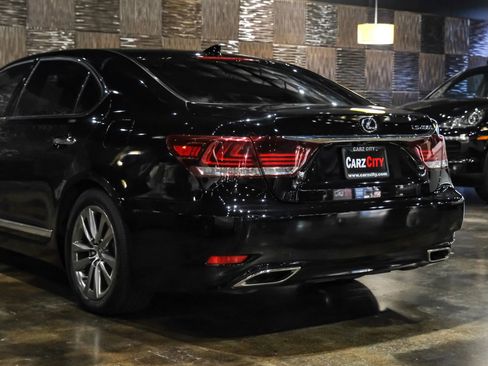 Used 2015 Lexus LS 460 L RWD image 13