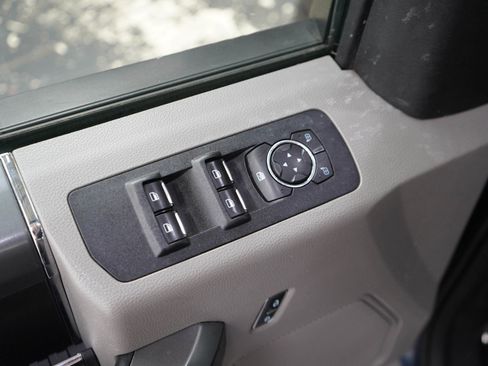 Used 2018 Ford F150 XLT w/ Equipment Group 301A Mid AWD/4WD image 18