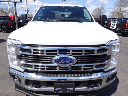 Used 2023 Ford F250 XLT w/ FX4 Off-Road Package image 6