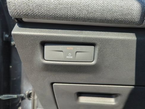 New 2026 Volkswagen Tiguan S image 34