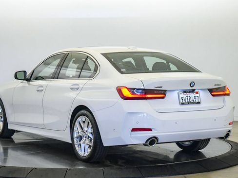 Used 2026 BMW 330i xDrive Sedan w/ Premium Package AWD/4WD image 2