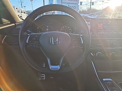 Used 2022 Honda Accord Sport image 20
