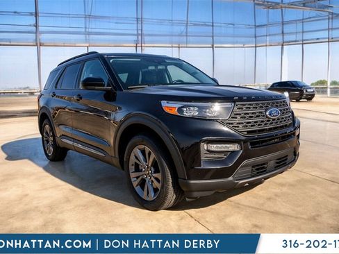 Used 2023 Ford Explorer XLT w/ Equipment Group 202A image 37