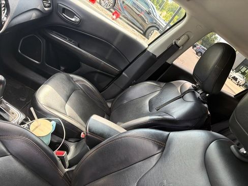 Used 2018 Jeep Compass Limited w/ Safe & Security Group FWD image 17