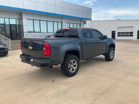 Used 2020 Chevrolet Colorado Z71 AWD/4WD image 36