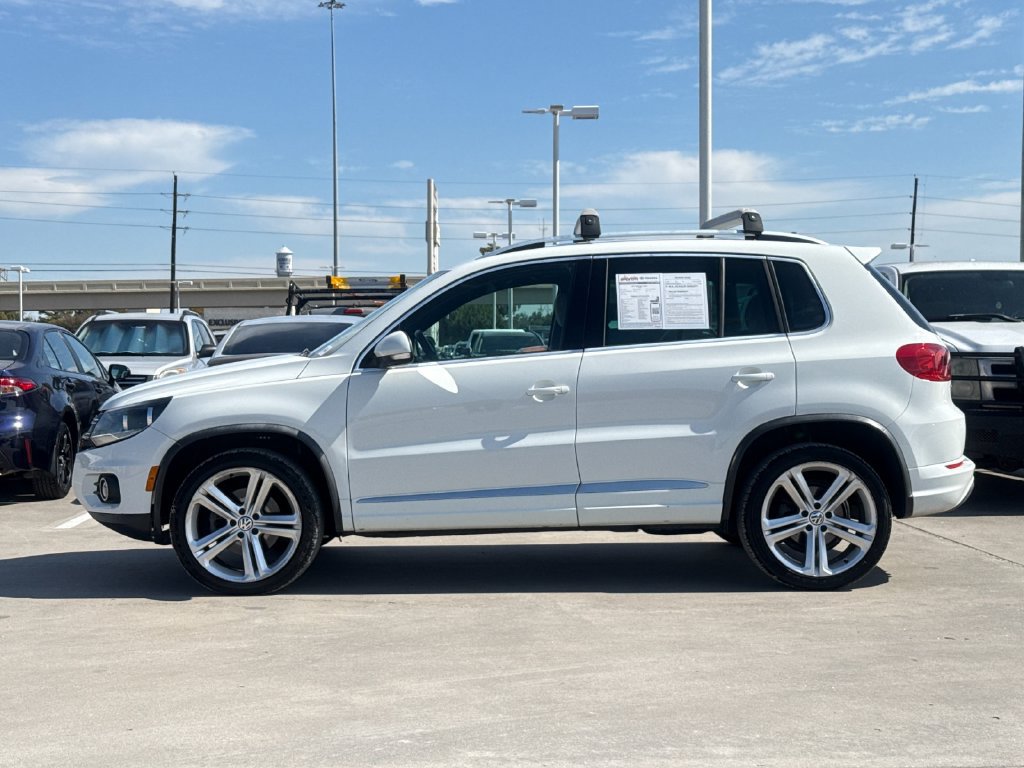 Used 2016 Volkswagen Tiguan R-Line FWD image 3