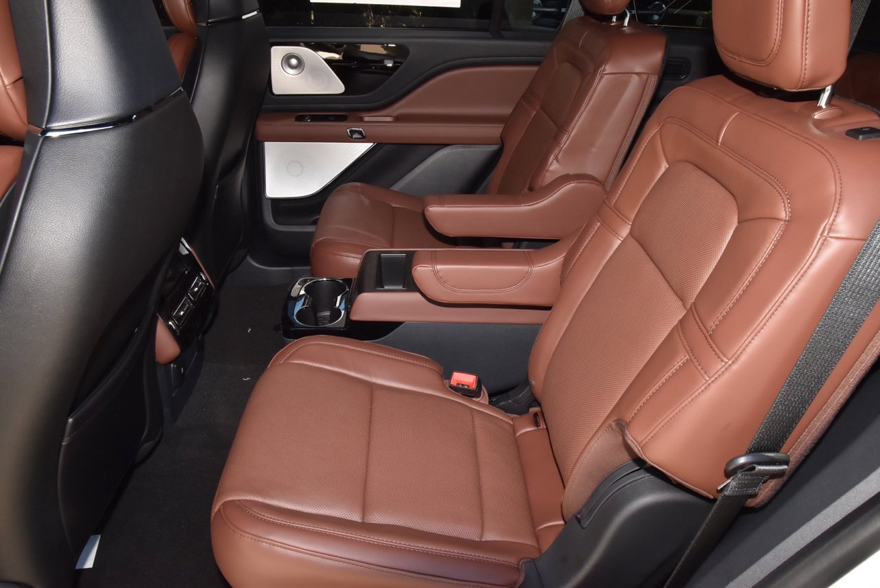 New 2027 Lincoln Aviator Reserve AWD/4WD image 14