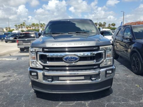 Used 2021 Ford F250 XLT w/ XLT Premium Package AWD/4WD image 2
