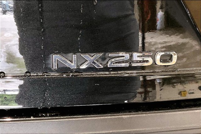 Used 2024 Lexus NX 250 FWD w/ Cold Area Package image 10