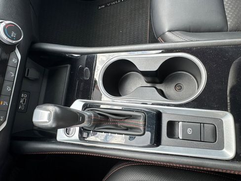 Used 2025 Nissan Altima 2.5 SR image 29