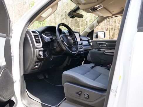 Used 2020 RAM 1500 Big Horn AWD/4WD image 17