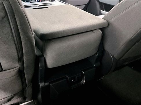 Used 2024 Ford F150 XLT w/ Tow/Haul Package image 11