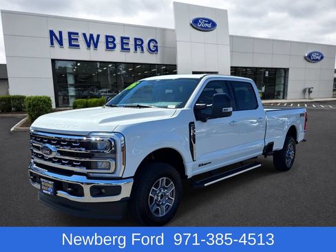 Used 2026 Ford F350 Lariat AWD/4WD image 1