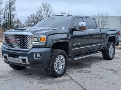 Used 2017 GMC Sierra 2500 Denali w/ Duramax Plus Package