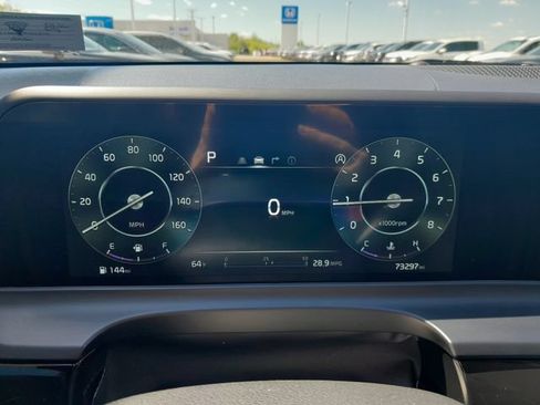 Used 2024 Kia Seltos S AWD/4WD image 12