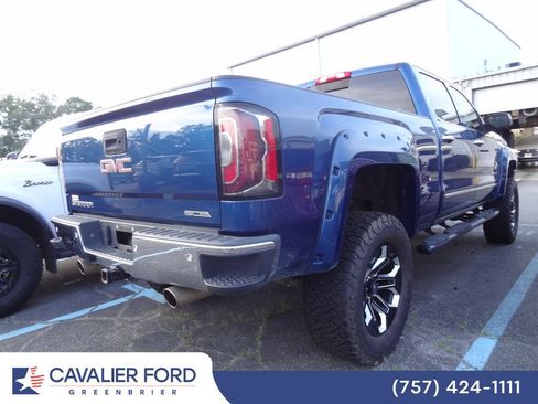 Used 2017 GMC Sierra 1500 SLT AWD/4WD image 4
