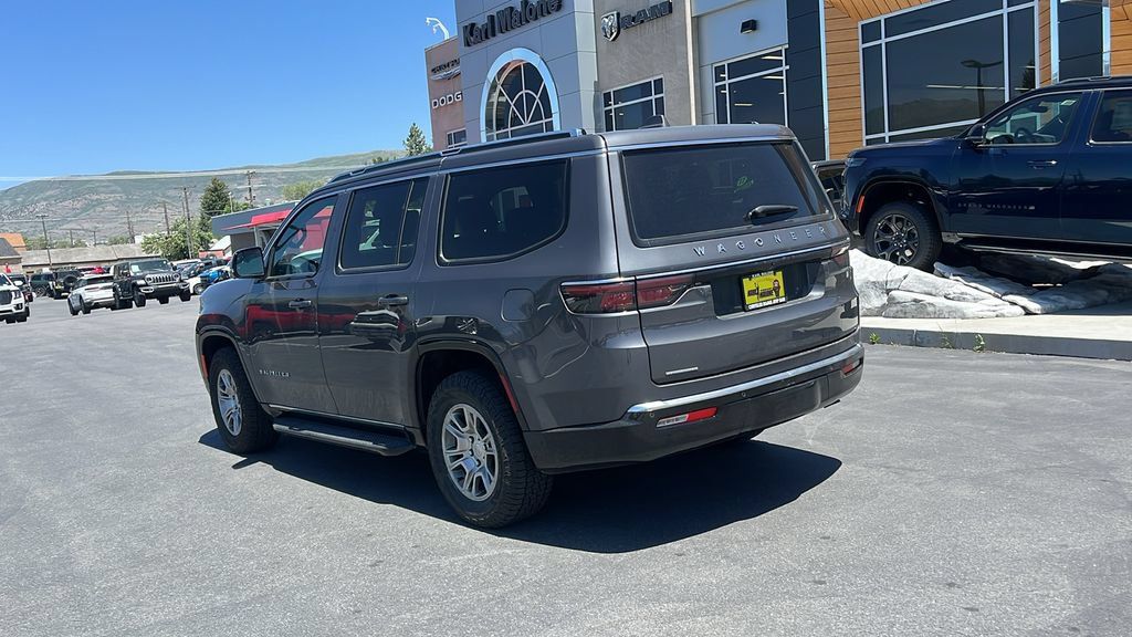 Used 2023 Jeep Wagoneer 4WD w/ Convenience Group I image 7