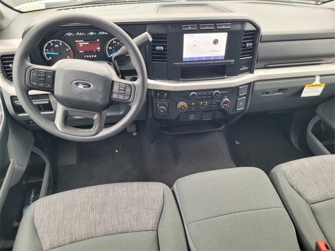 New 2024 Ford F550 4x4 Crew Cab Super Duty image 7