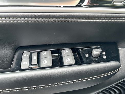 New 2026 Jeep Grand Wagoneer Limited AWD/4WD image 26