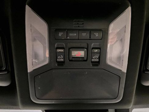 Used 2022 Toyota RAV4 XSE AWD/4WD image 35