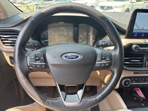 Used 2020 Ford Escape SEL AWD/4WD image 14