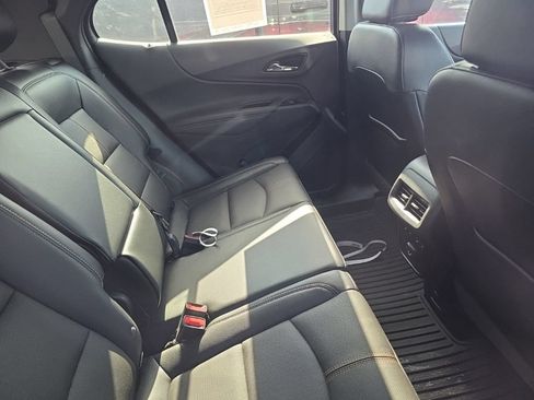 Used 2023 Chevrolet Equinox Premier AWD/4WD image 6