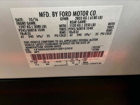 Used 2017 Ford Explorer XLT image 34