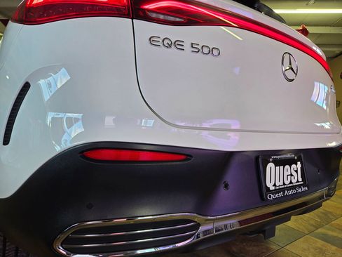 Used 2023 Mercedes-Benz EQE 500 4MATIC SUV image 29