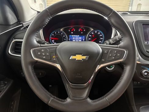 Used 2020 Chevrolet Equinox LT w/ Sport Edition image 13