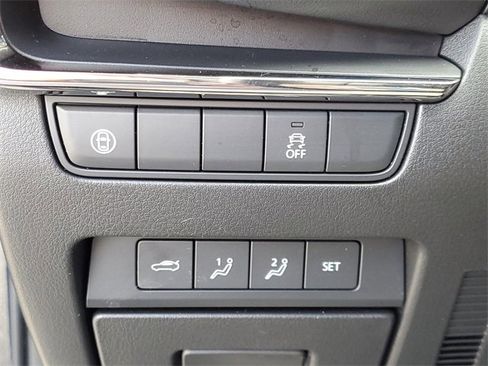 Used 2020 MAZDA MAZDA3 AWD Sedan w/ Preferred Package image 9