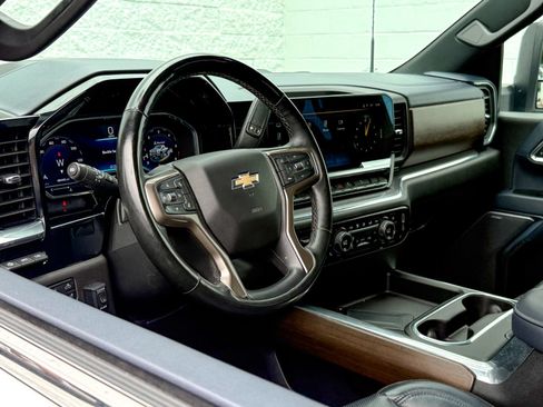 Certified 2024 Chevrolet Silverado 2500 High Country w/ Technology Package AWD/4WD image 16