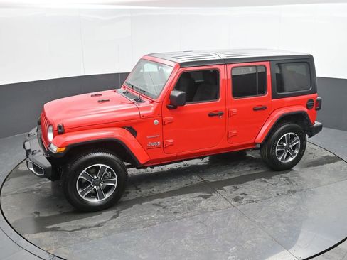 Used 2023 Jeep Wrangler Sahara image 43