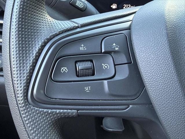 Used 2026 Buick Envista Preferred w/ Advanced Safety Package FWD image 23