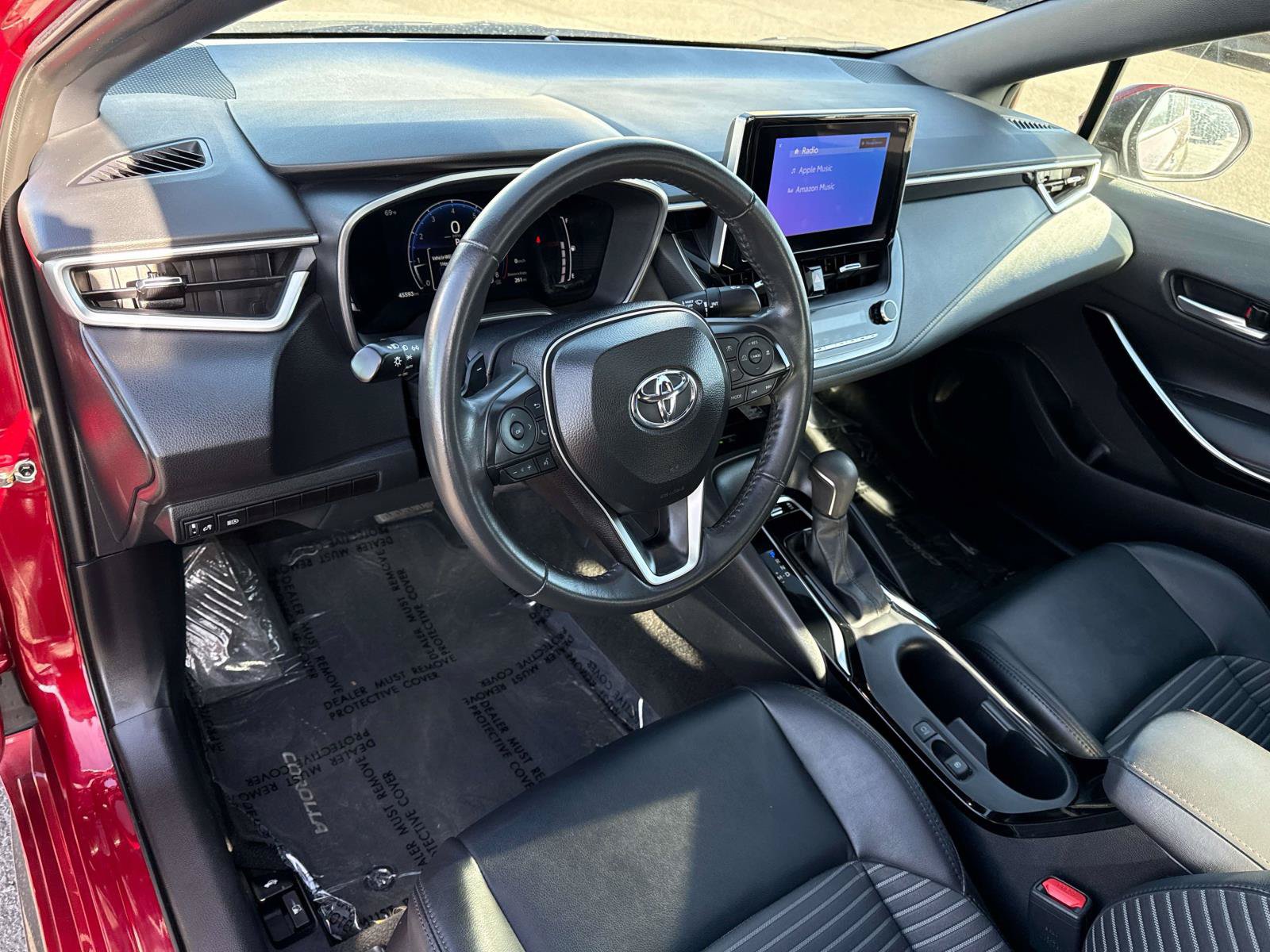 Used 2024 Toyota Corolla XSE FWD image 11