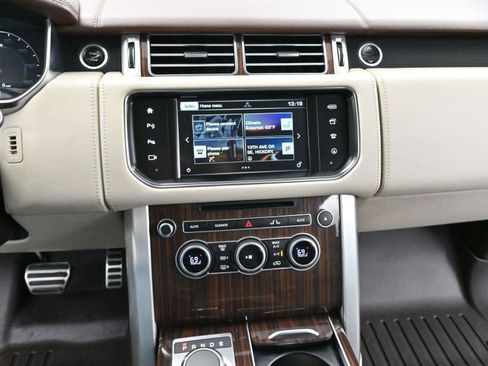Used 2016 Land Rover Range Rover Long Wheelbase Autobiography image 23