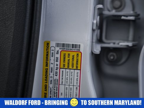 Used 2013 Ford Taurus SEL image 39