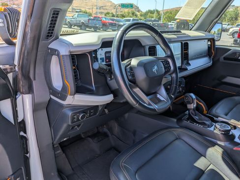 Certified 2022 Ford Bronco Badlands AWD/4WD image 15