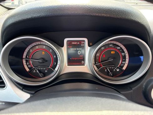 Used 2017 Dodge Journey SXT w/ Premium Group FWD image 24