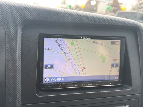 Used 2010 Honda Ridgeline RTL image 18