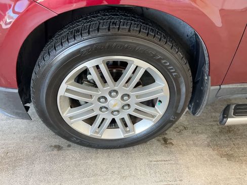 Used 2015 Chevrolet Traverse LT w/ Style and Technology Package image 10