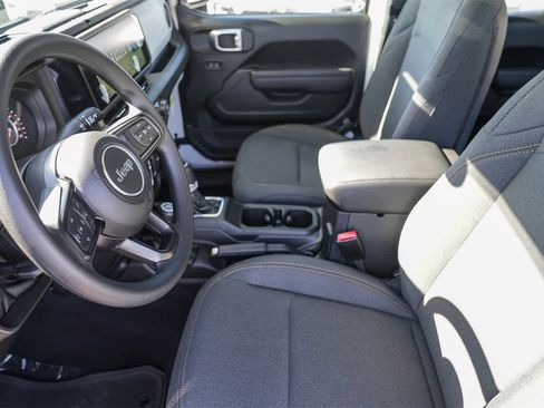 New 2026 Jeep Gladiator Sport image 19