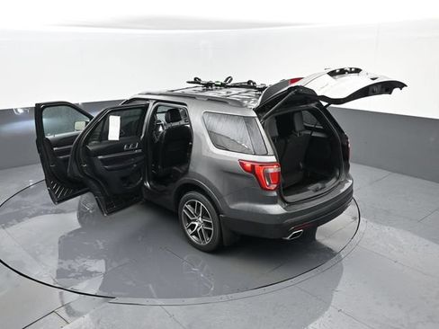 Used 2017 Ford Explorer Sport AWD/4WD image 32
