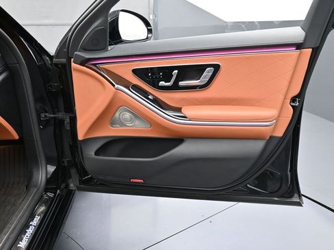 Used 2023 Mercedes-Benz S 580 4MATIC Sedan image 29