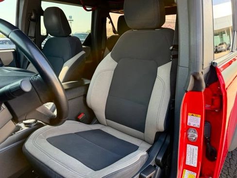 Used 2021 Ford Bronco Big Bend AWD/4WD image 6
