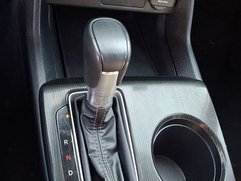Used 2025 Honda Civic Sport image 14