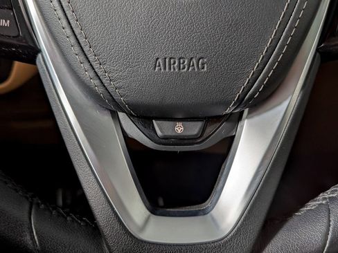 Certified 2023 BMW 530i xDrive w/ Premium Package image 31